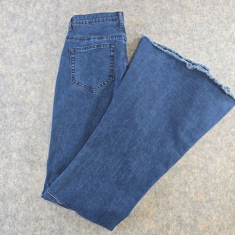 L&B Lucky Blessed Womens Size 6 Tall Mid Rise Flare Jeans Medium Wash Blue Denim